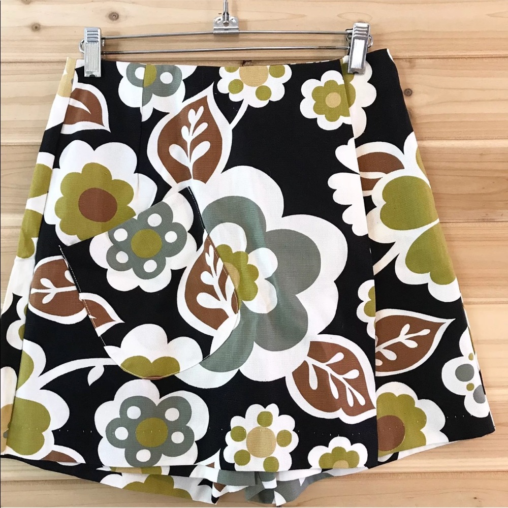 Vintage deadstock floral scooter skort shorts